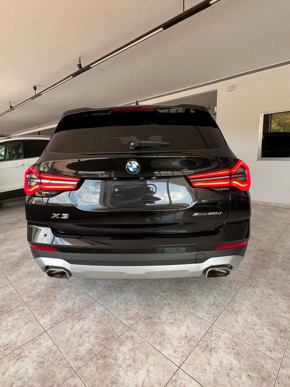 
								BMW X3. XDrive 20D. Modelo Xline Restailing full									